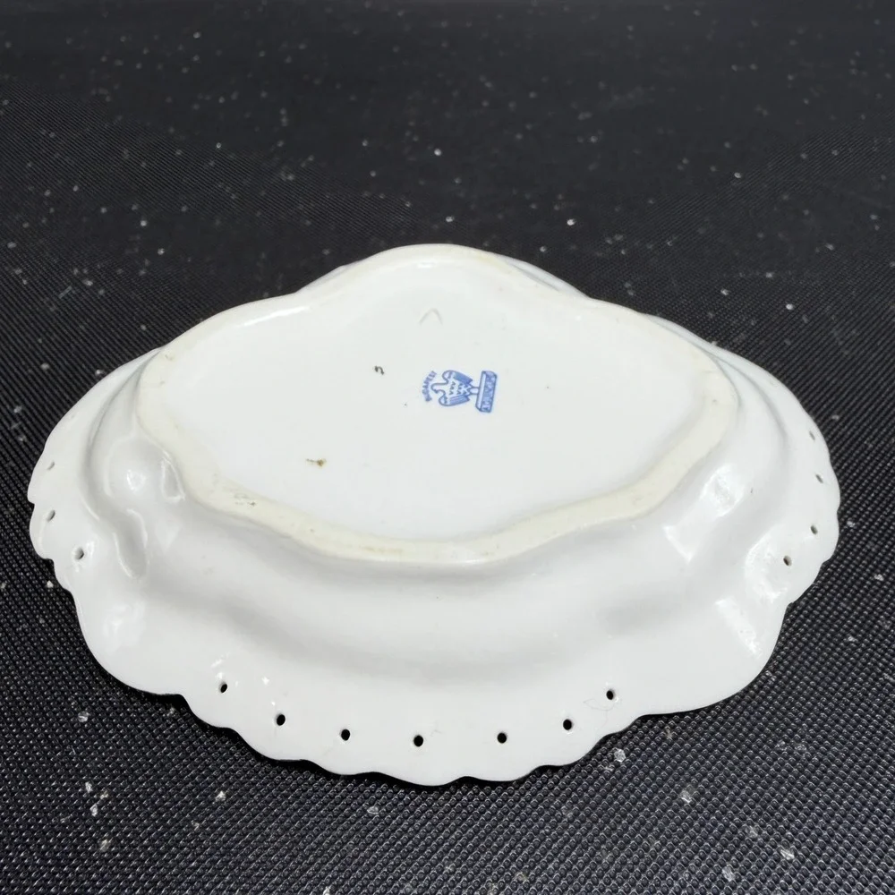 Aquincum Budapest Porcelain Trinket Dish Floral Gold Gilt Reticulated 5 Inch‎
